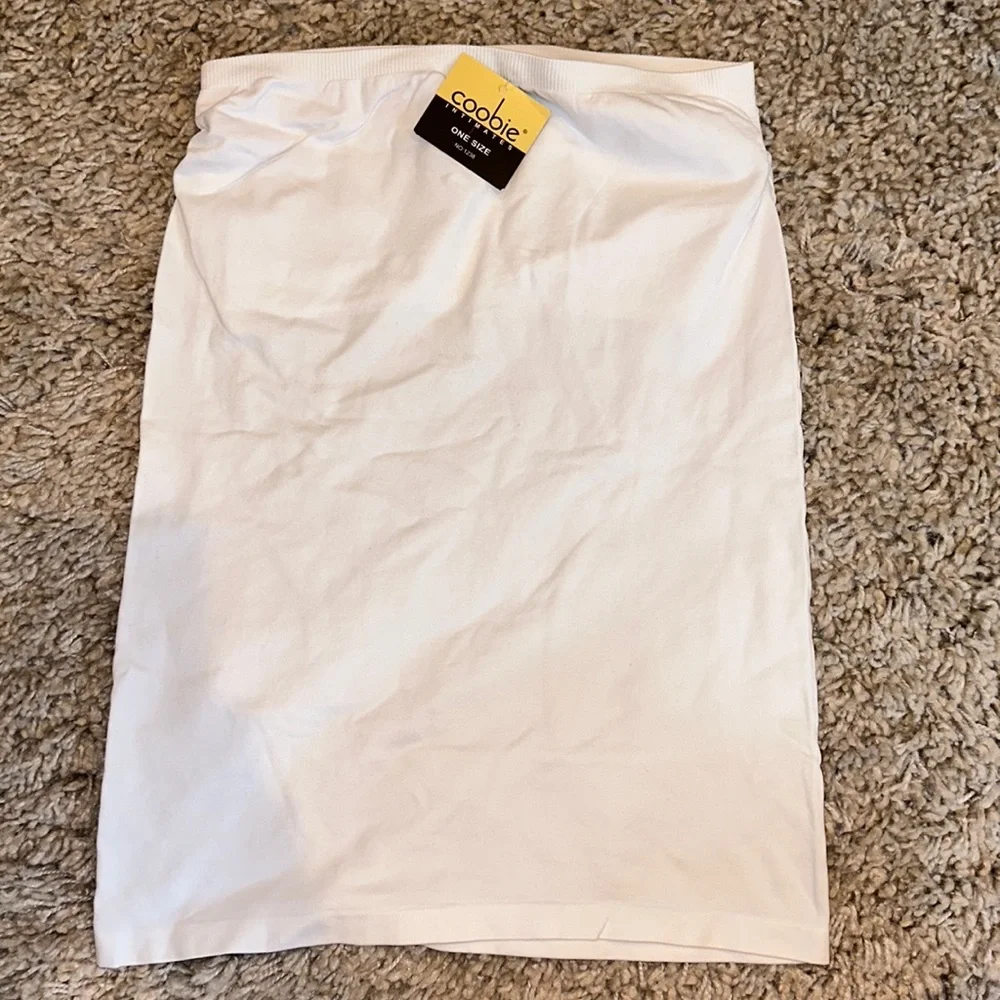 NWT Coobie one size strapless shapewear with built in bra - size - onesize - Picture 1 of 2